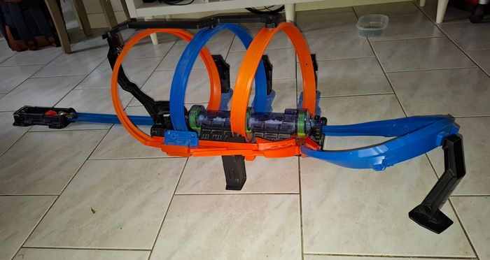 Hot Wheels looping infernal - photo numéro 2