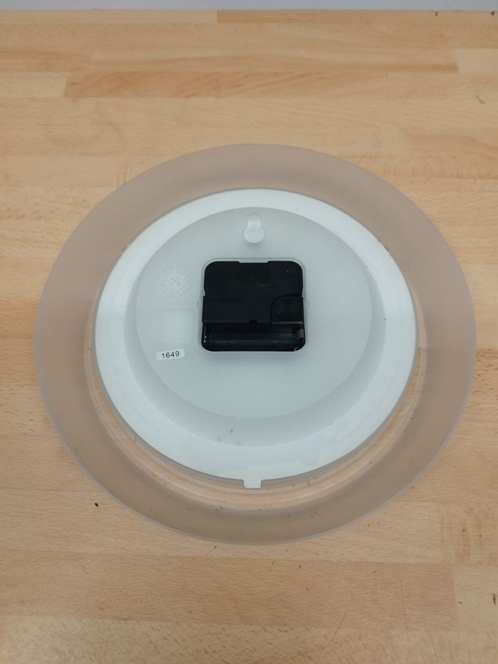 Horloge murale à quartz Ikea diamètre 24,5 cm - photo numéro 2