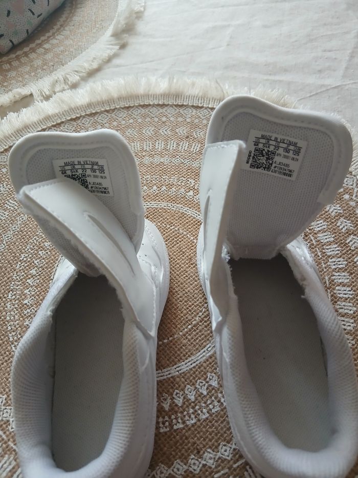 Paire de tennis p:22 - photo numéro 5