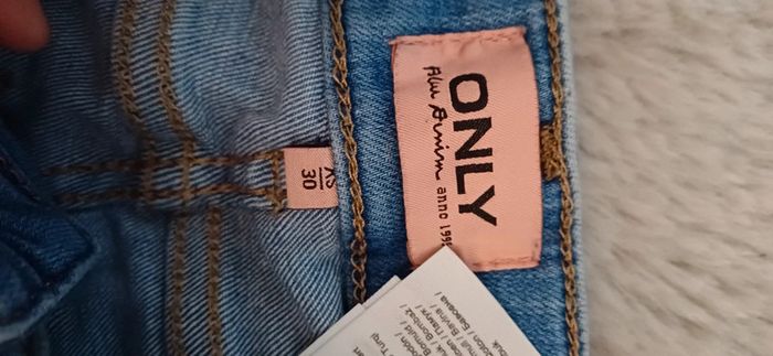 Jeans femme ou ado only xs longueur 30. - photo numéro 3