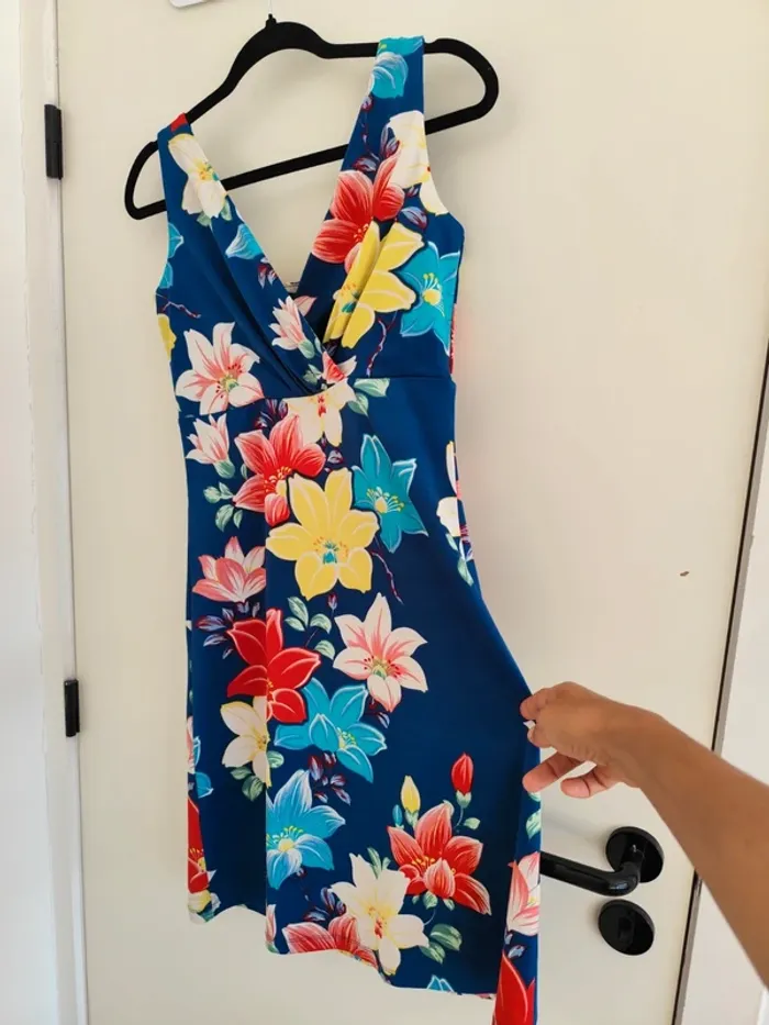 Superbe robe King Louie motifs fleurs colorées - photo numéro 6