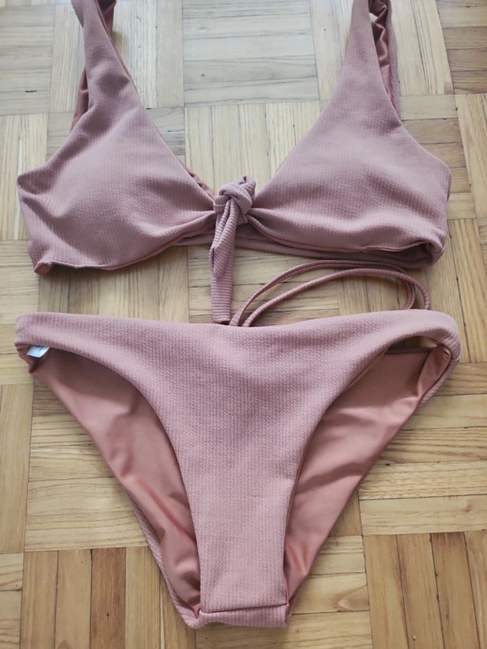 Maillot de bain 2 pièces - photo numéro 2