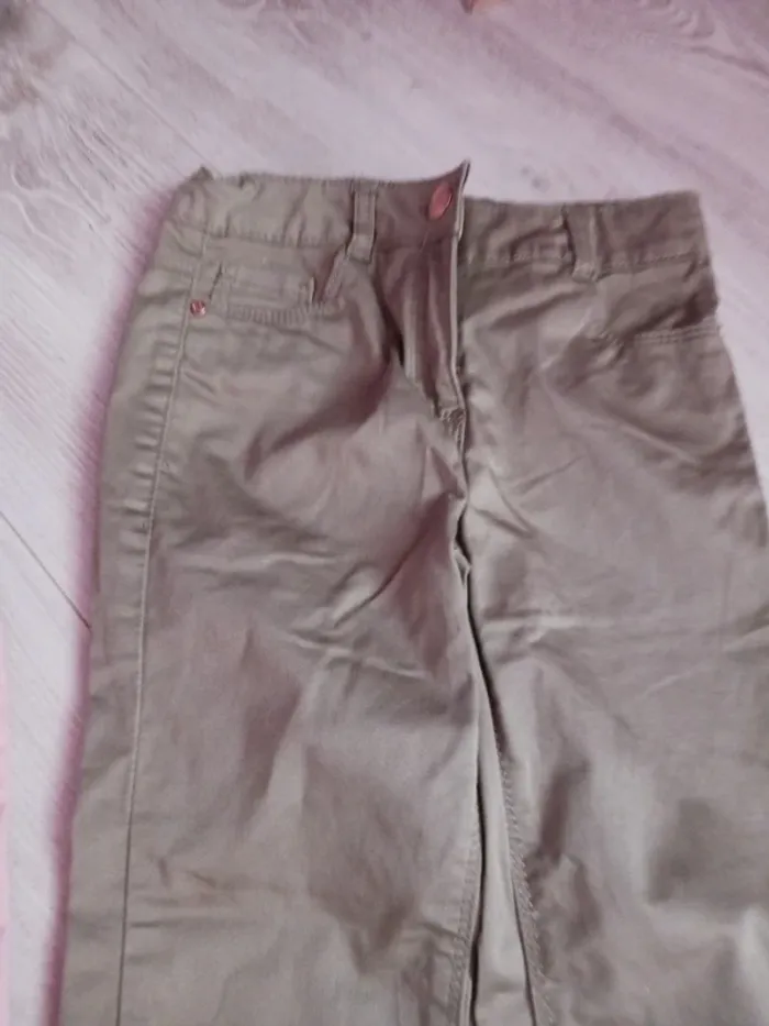 Lot de 2 pantalons neufs 6 ans - photo numéro 7