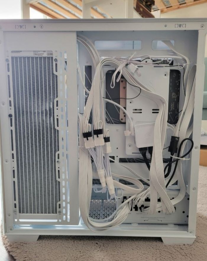 White build high end/PC blanc haute gamme - photo numéro 2