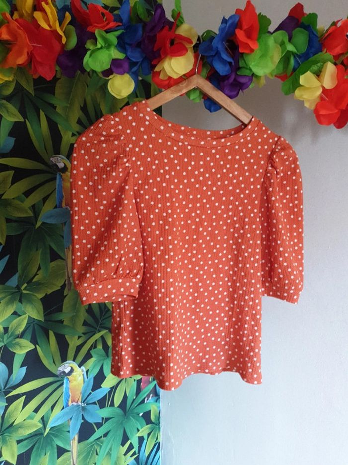 Top manches bouffantes à pois