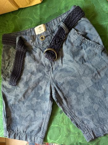 Short bermuda bleu ceinture 8 ans Timberland