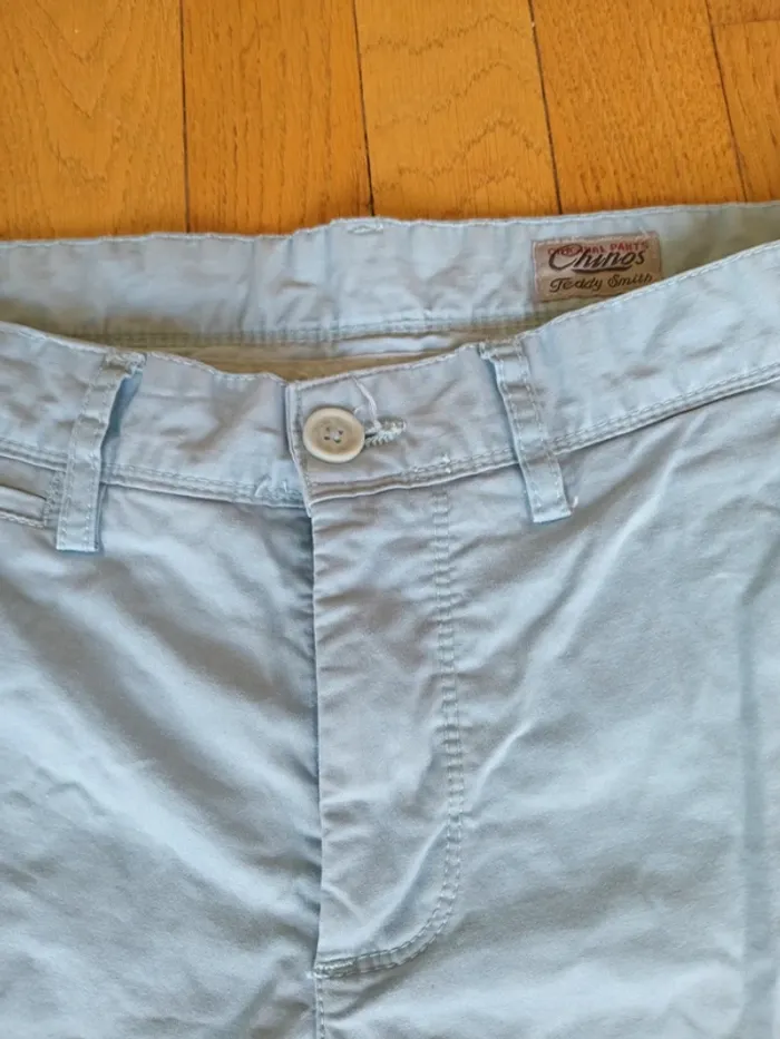 Short chino homme en coton Teddy Smith comme neuf - taille 27 (36-38) - photo numéro 4