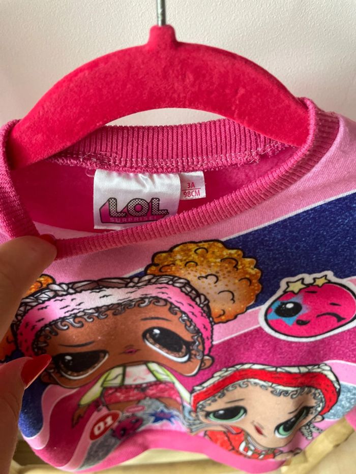 Sweat lol - photo numéro 2