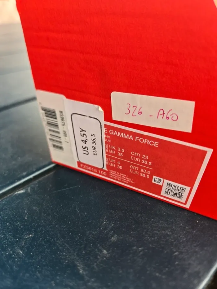 Nike gamma force rose taille 36,5 neuves - photo numéro 9