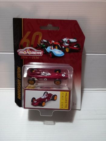 Majorette 60 anniversaire rouge first ever