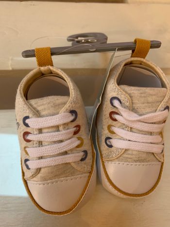 Chaussures taille 16