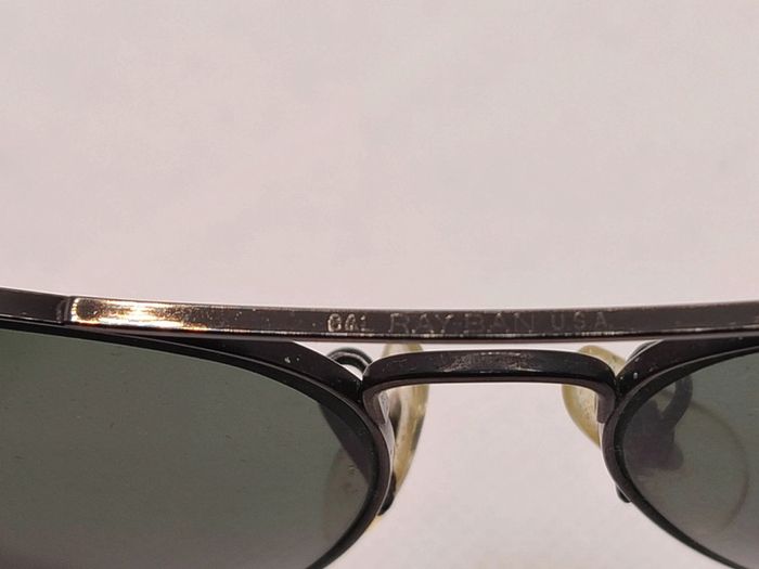Lunettes de soleil Ray ban Aviator Branches crochet fabriquées par Bausch e Lomb dans les années 80 - photo numéro 3