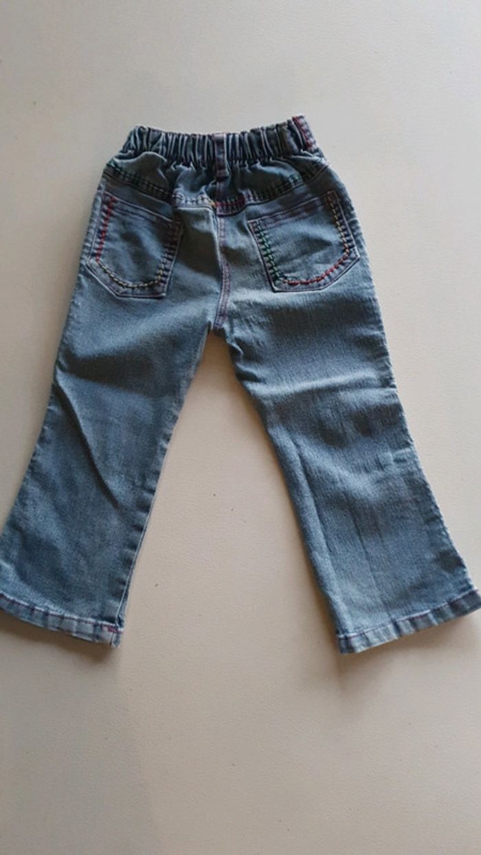 Jeans pattes d'éléphants - photo numéro 5