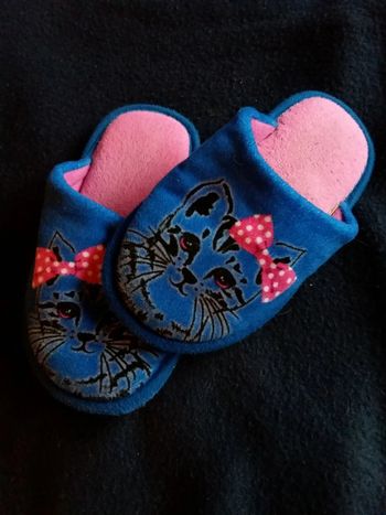 Adorables chaussons  chat pointure 28