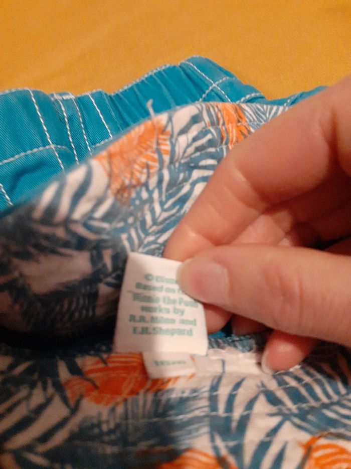 Short et casquette 18mois - photo numéro 3