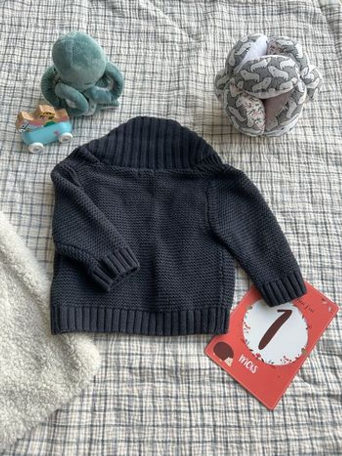 Gilet en maille 1 mois - photo numéro 2