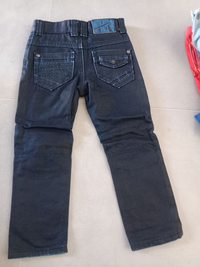 Jean foncé - photo numéro 2