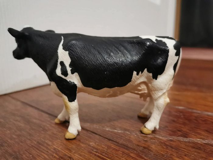 Vache Holstein Schleich - photo numéro 4