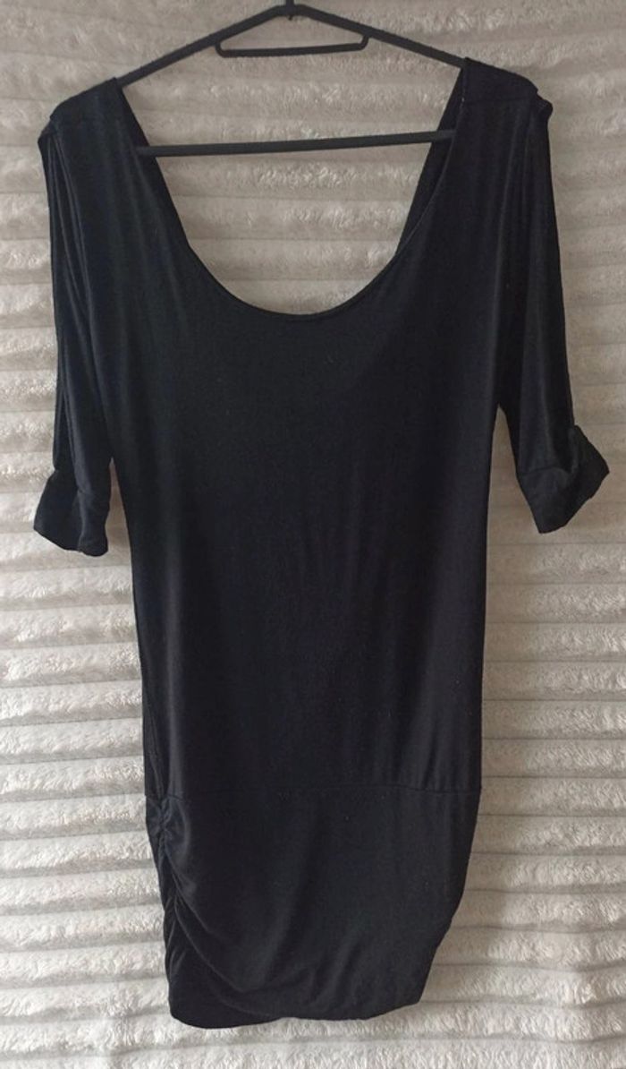 Robe moulante noir - photo numéro 3