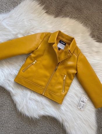 Veste neuve taille 5 ans