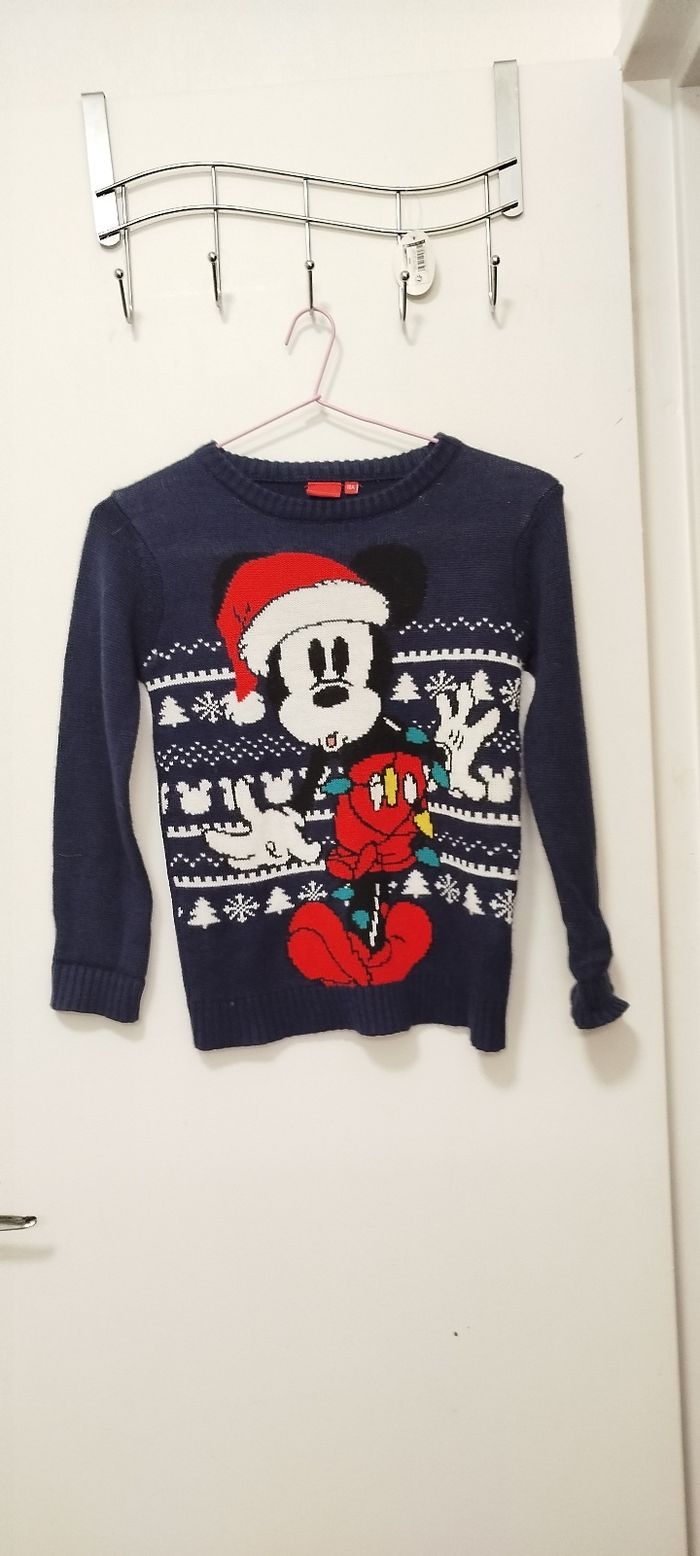 Pull Mickey de Noël 10 ans 🧸 - photo numéro 3