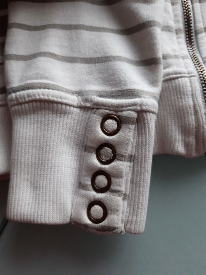 Gilet zippé à capuche - photo numéro 6