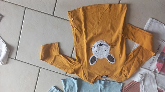 Lot de 9 Tee shirts fille 8 ans tbe - photo numéro 3