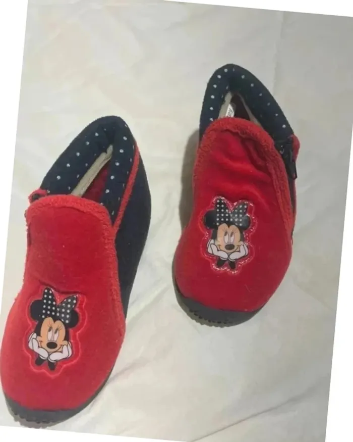 Chaussons fille Disney