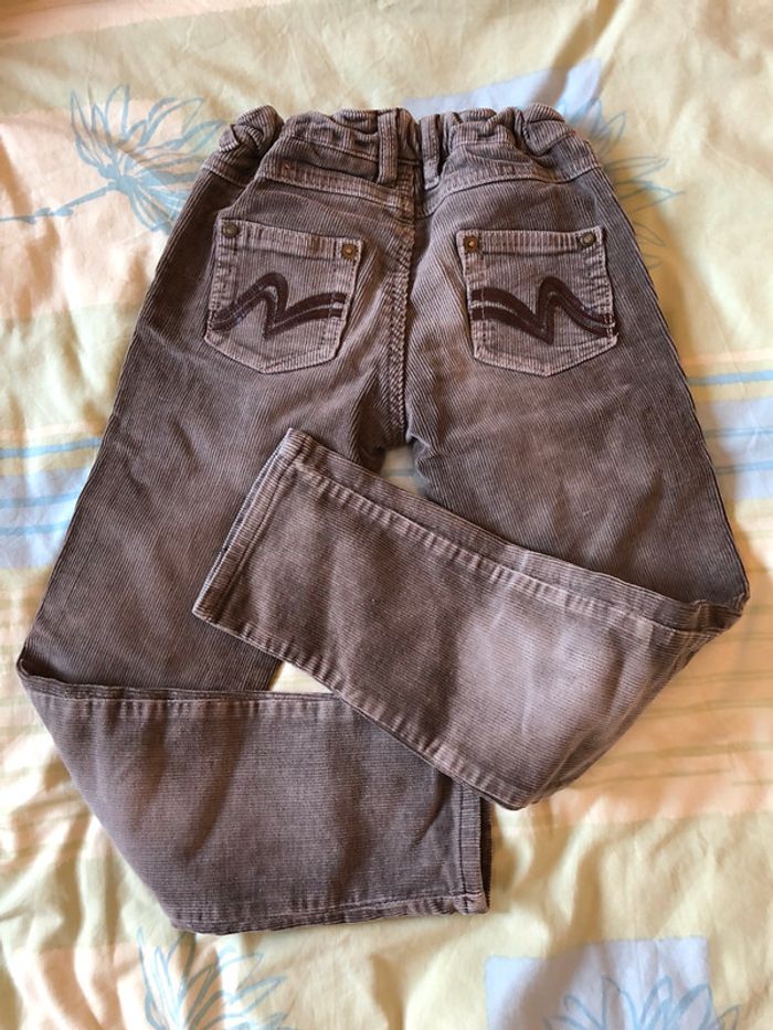 Slim en velour taille 5/6 ans - photo numéro 4