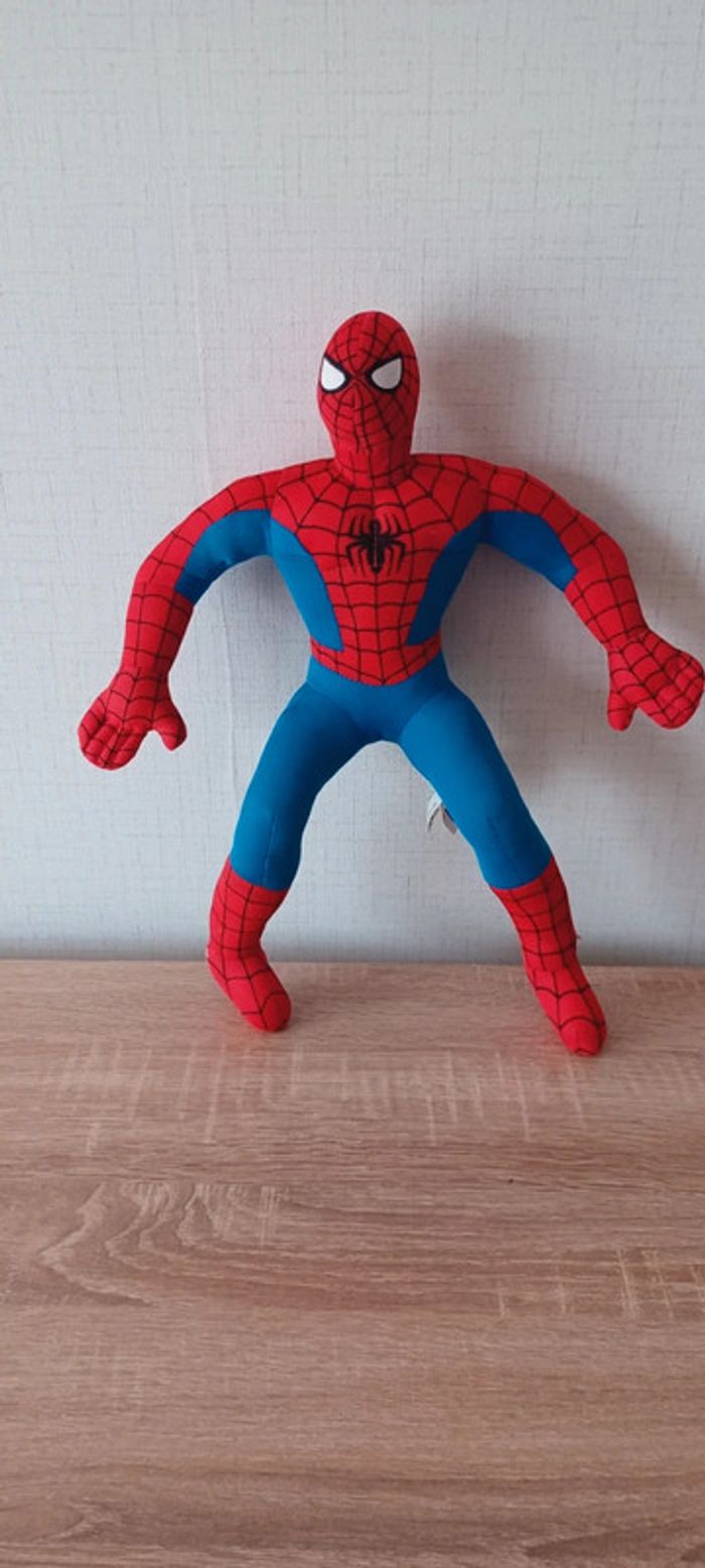 Peluche spider man marvel - photo numéro 2