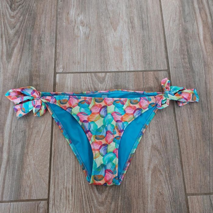 Bas de maillot de bain multicolore avec noeuds sur les cotés Taille 40 No gossip