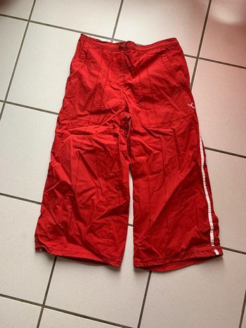 pantacourt rouge rayure blanche 40