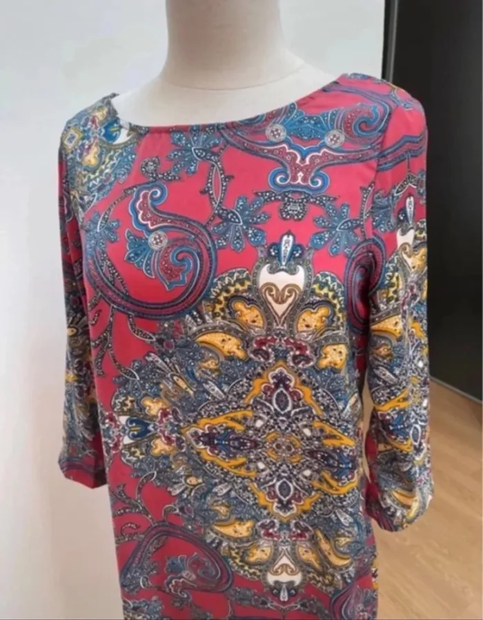 Superbe robe fluide Akoz 🌸 M 38 - photo numéro 3