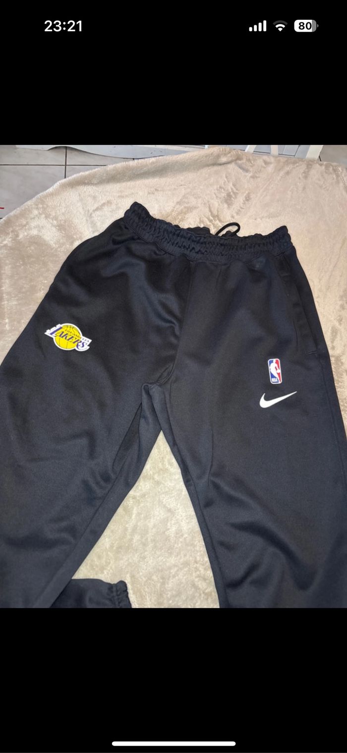 Survêtement Nike NBA lackers taille M - photo numéro 3