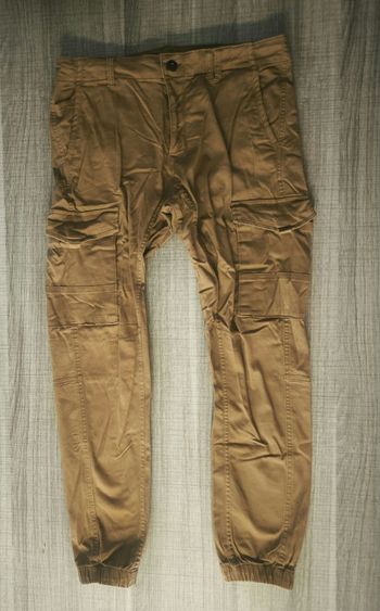 Pantalon cargo