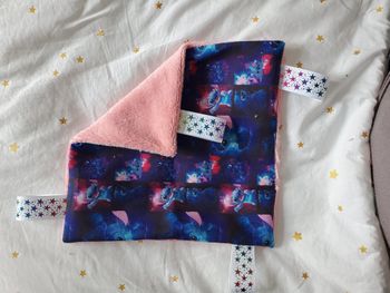 Doudou étiquette - Stitch / Etoile Blanche