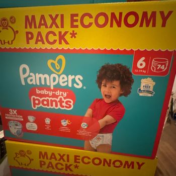 Pampers pants taille 6   74 couches
