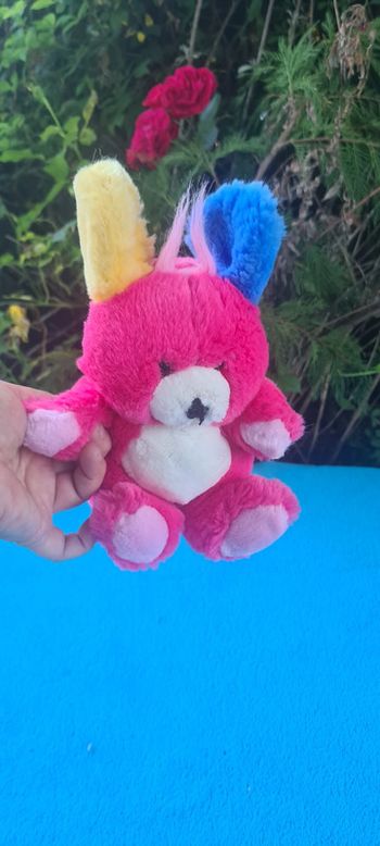 petit ours vintage rose fuchsia / jaune / bleu