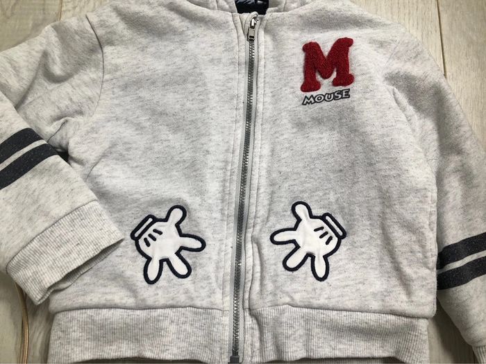 Pull/ Gilet garçon Mickey 3 ans - photo numéro 3