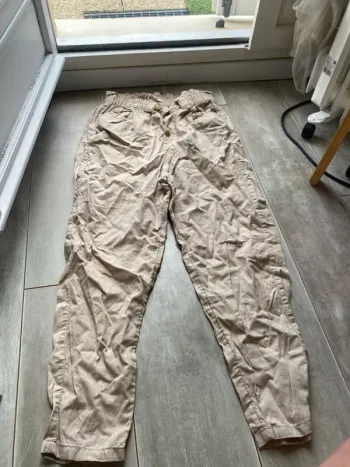 Pantalon large, taille M camaïeu