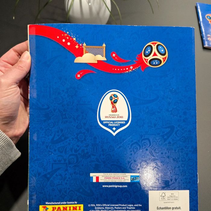 Album panini Fifa Word cup Russia 2018 - photo numéro 2