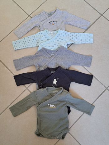 🧸Lot de bodies 1 mois 🧸