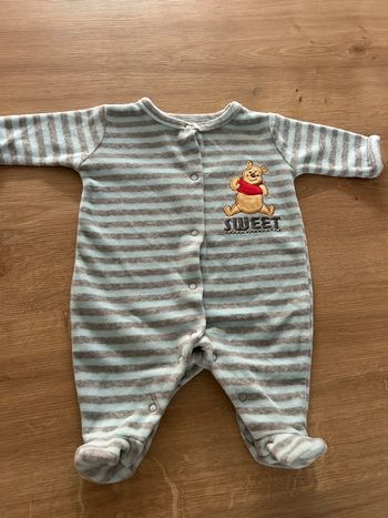 Pyjama à rayure Winnie l’ourson