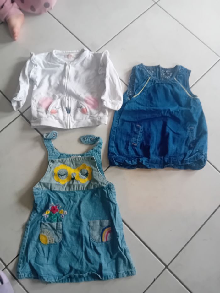 Lot robe été 24mois - photo numéro 4