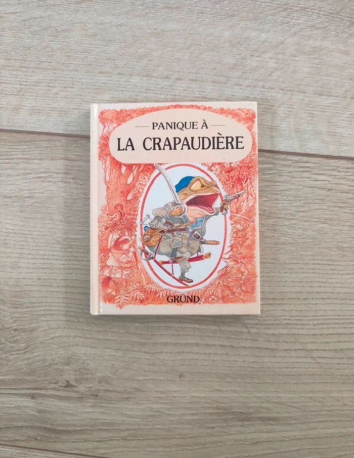 Livre (panique à la crapaudière)
