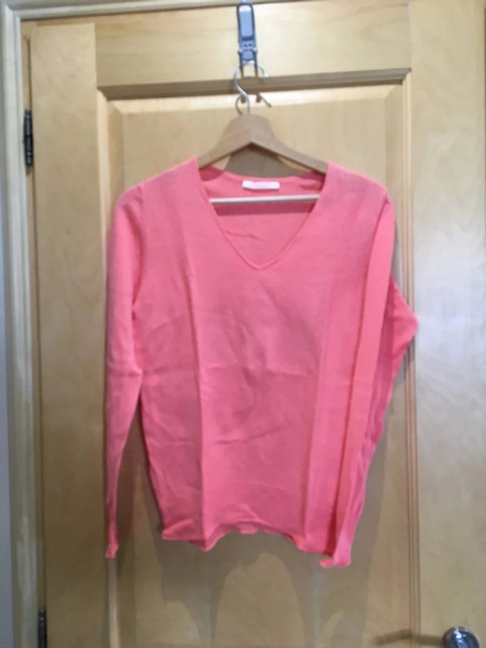 Pull en lin camaïeu corail
