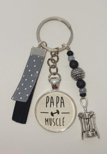 Porte clé message " Papa musclé "