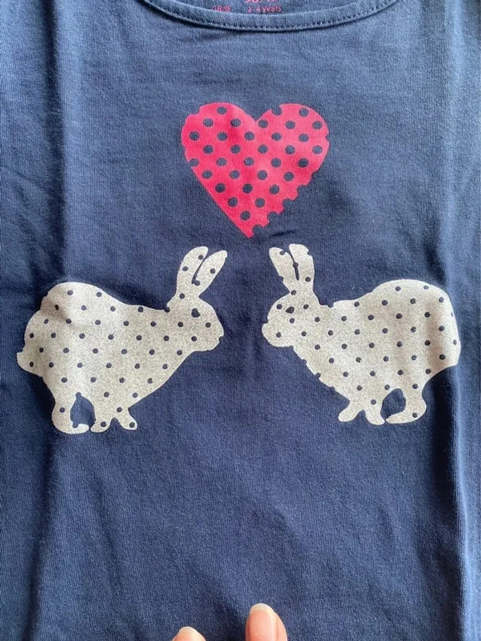 Teeshirt manches longues lapins 4 ans - photo numéro 2