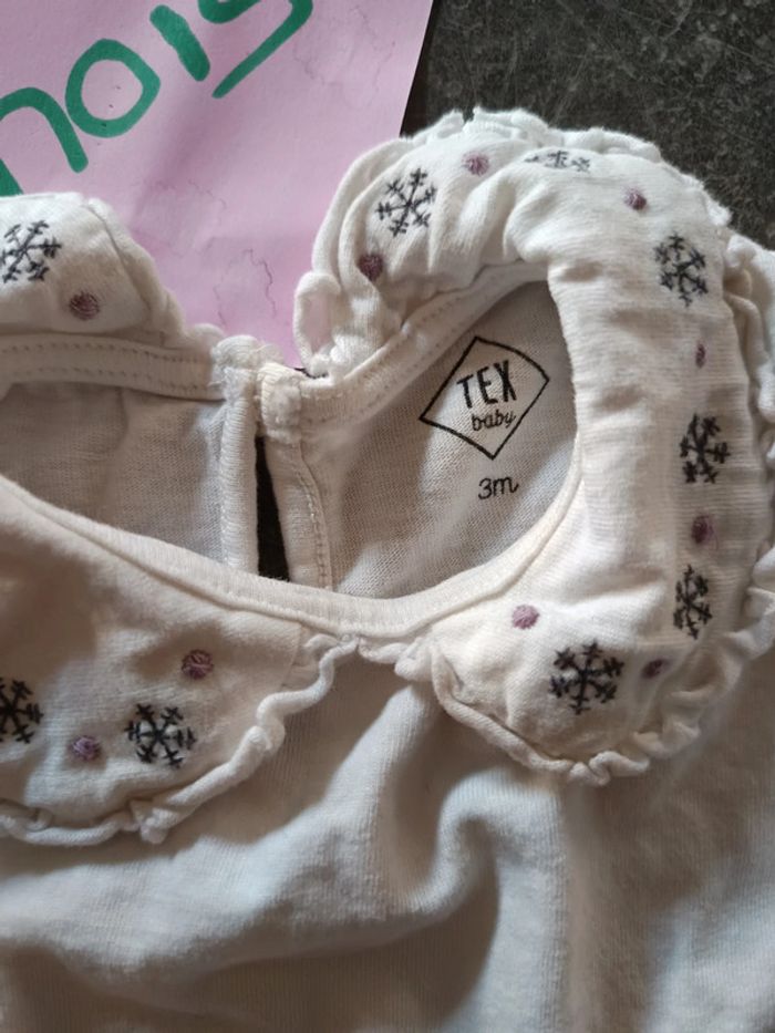 T shirt col flocons 3 mois - photo numéro 2