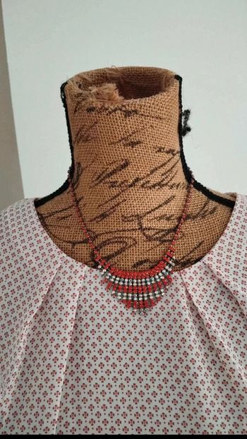 Collier  chic rouge  et argenté  femme fantaisie